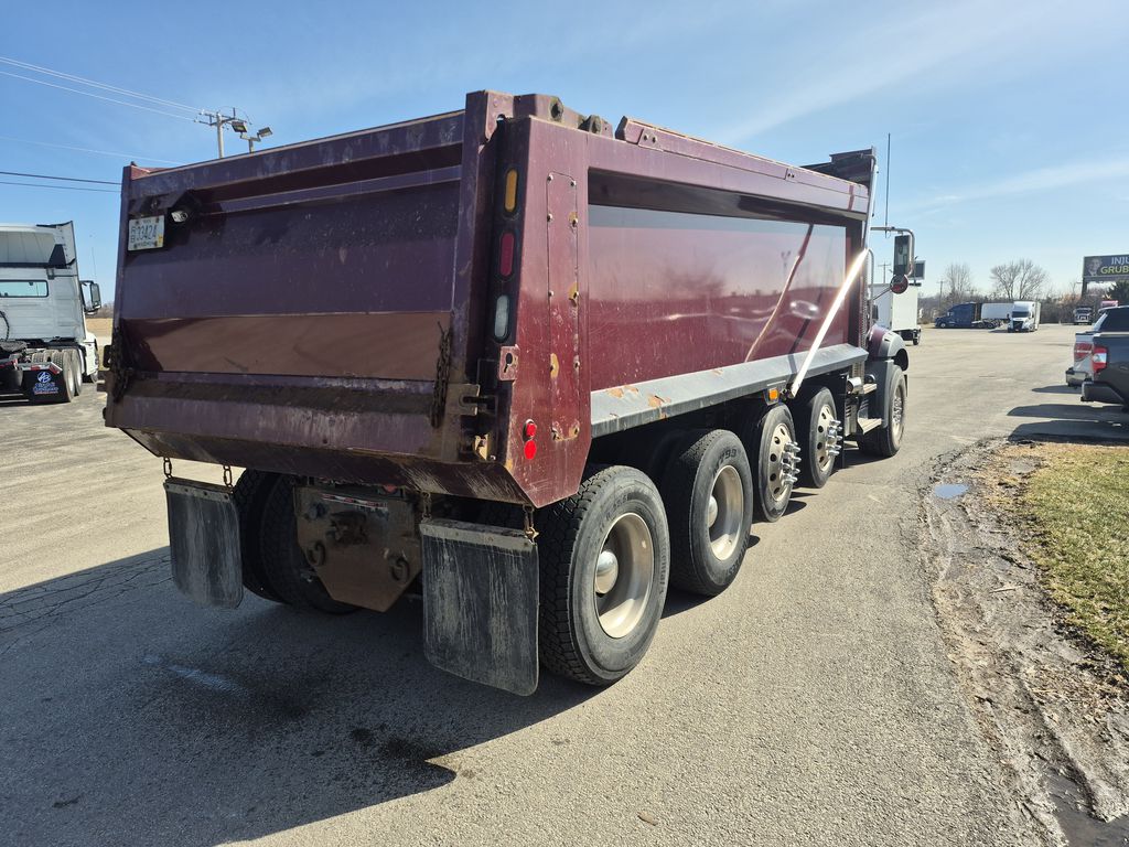 Slide images of 2022 MACK GR104BR