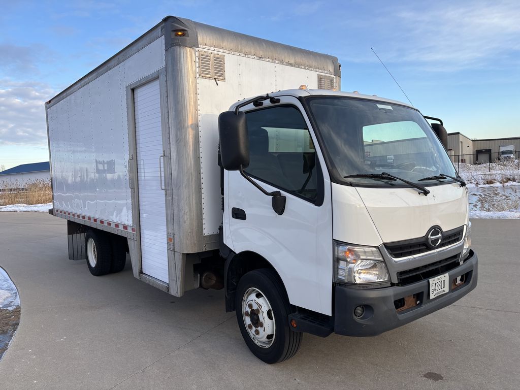 Slide images of 2018 HINO 195