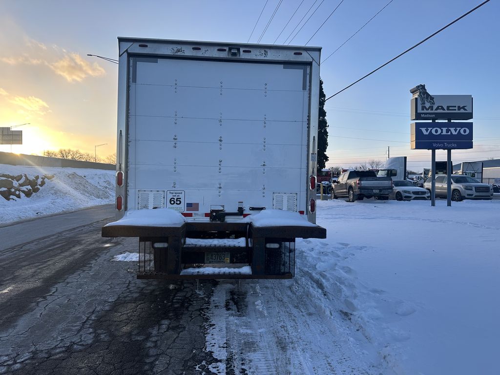 Slide images of 2018 HINO 195