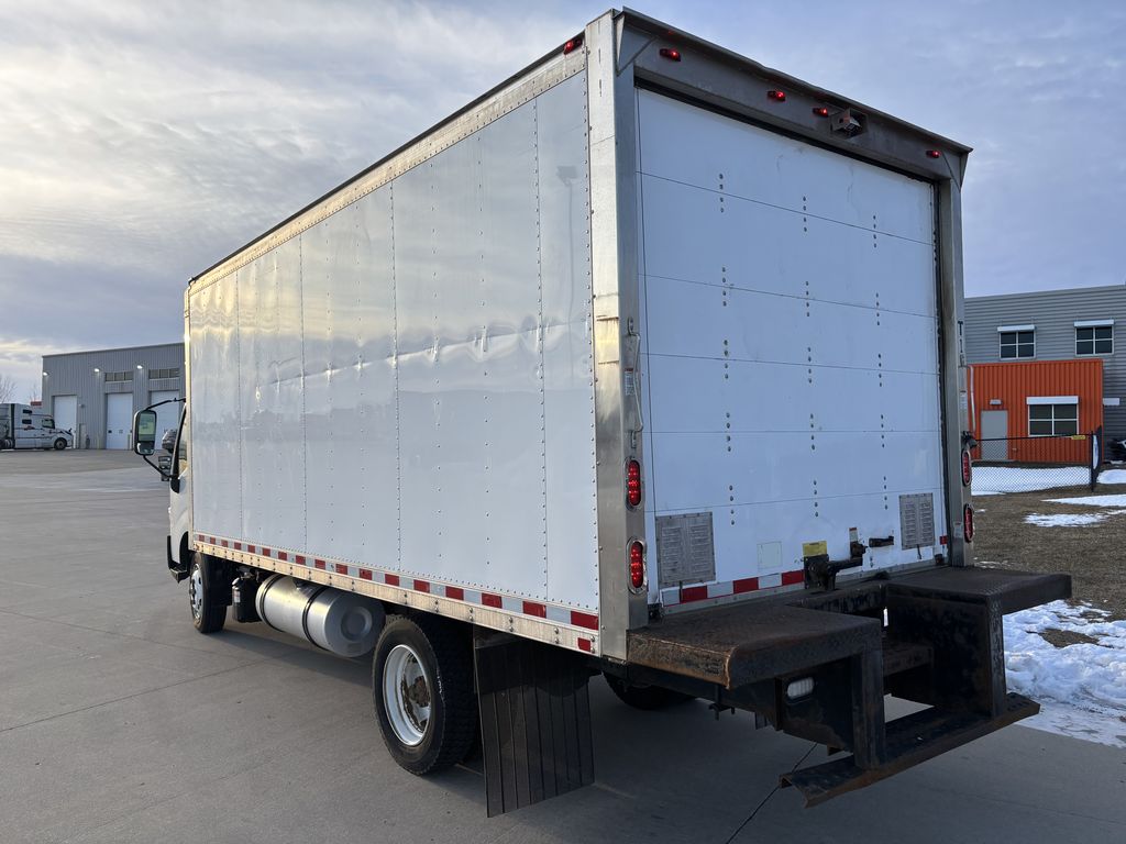 Slide images of 2018 HINO 195