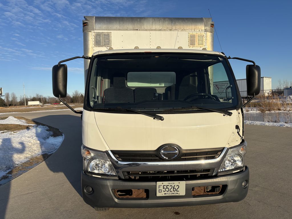 Slide images of 2018 HINO 195