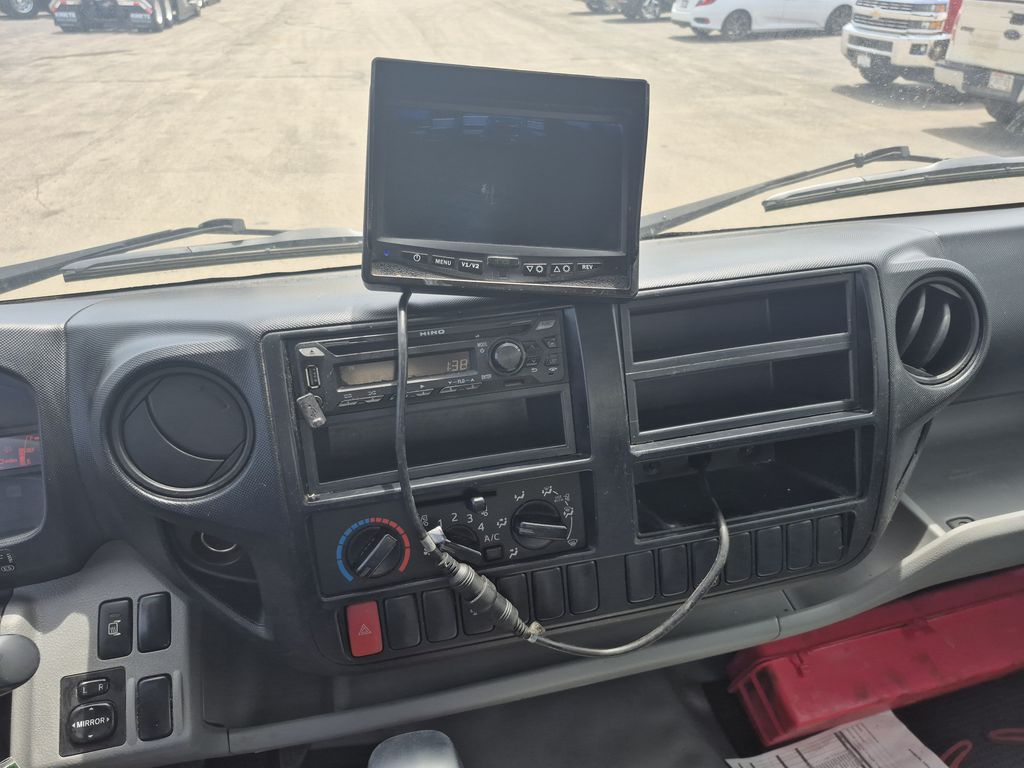 Slide images of 2020 HINO 155