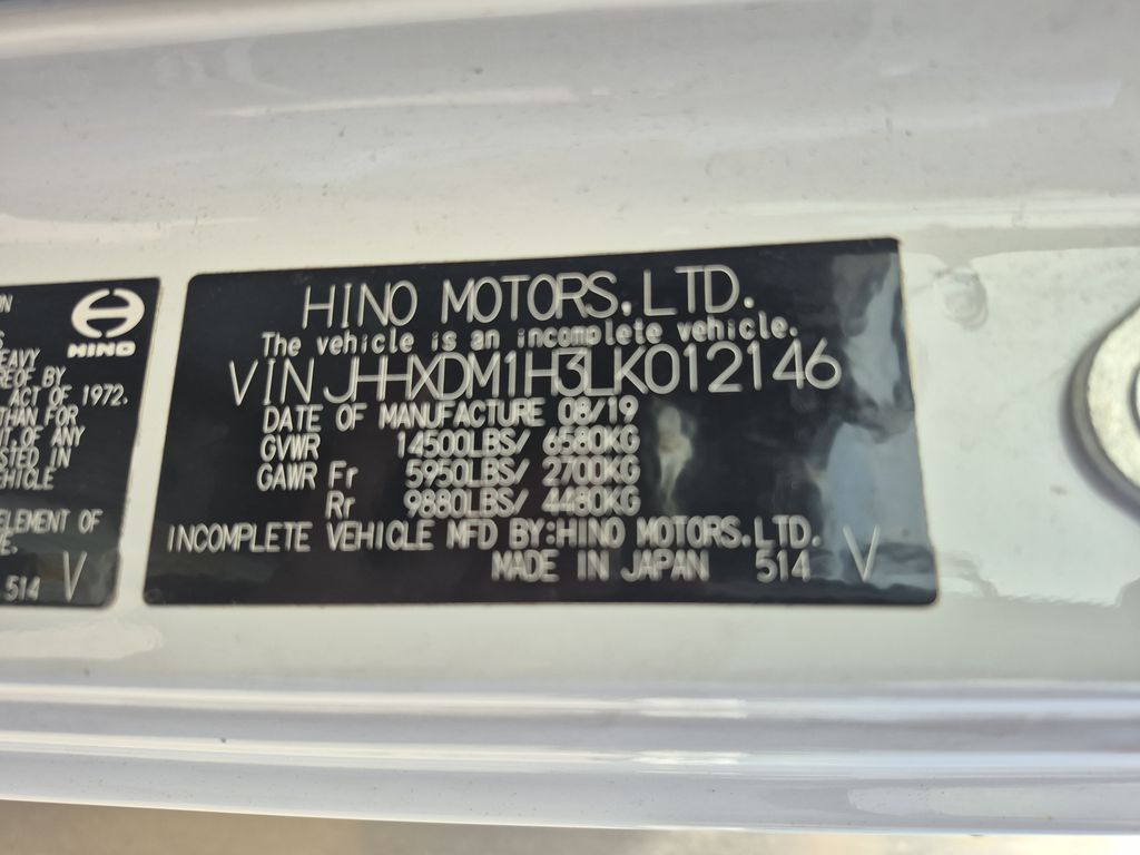 Slide images of 2020 HINO 155