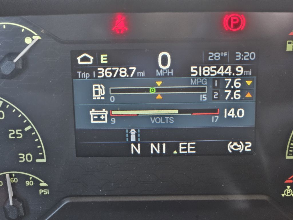 Slide images of 2022 VOLVO VNL64T760 