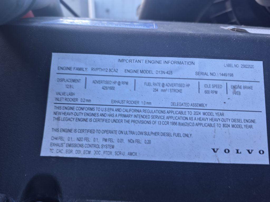 Slide images of 2025 VOLVO VNL64T760