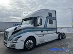 Slide images of 2022 VOLVO VNL64T860
