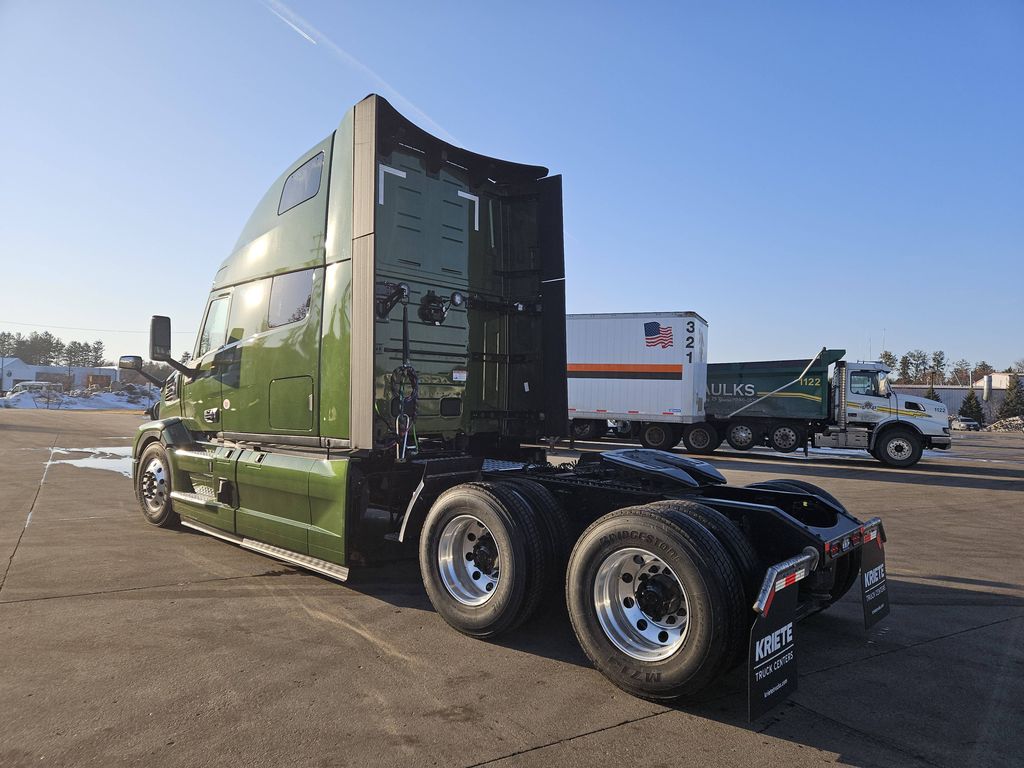 Slide images of 2026 MACK PIONEER 64T 76H