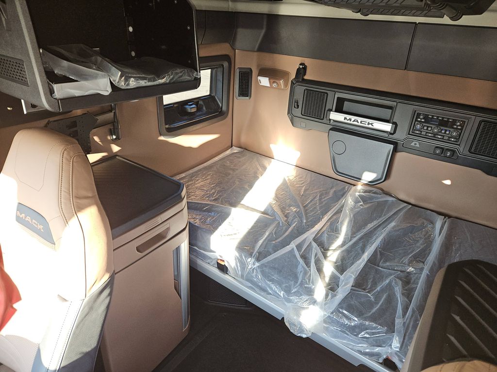 Slide images of 2026 MACK PIONEER 64T 76H