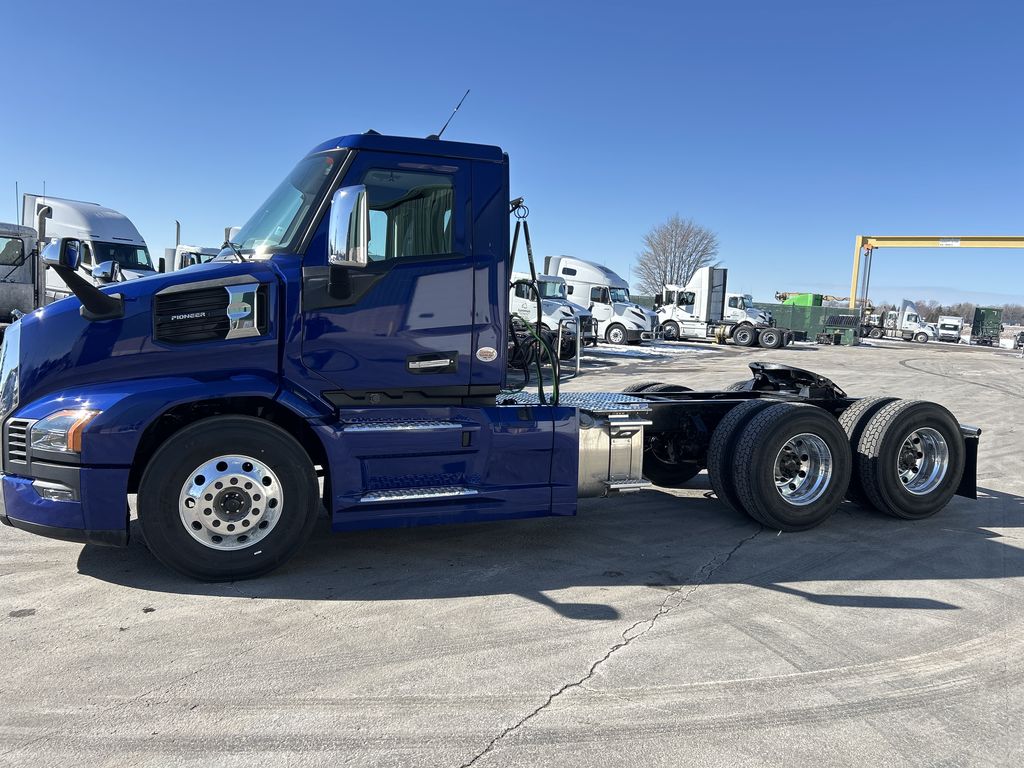 Slide images of 2026 MACK PIONEER 64T MOD