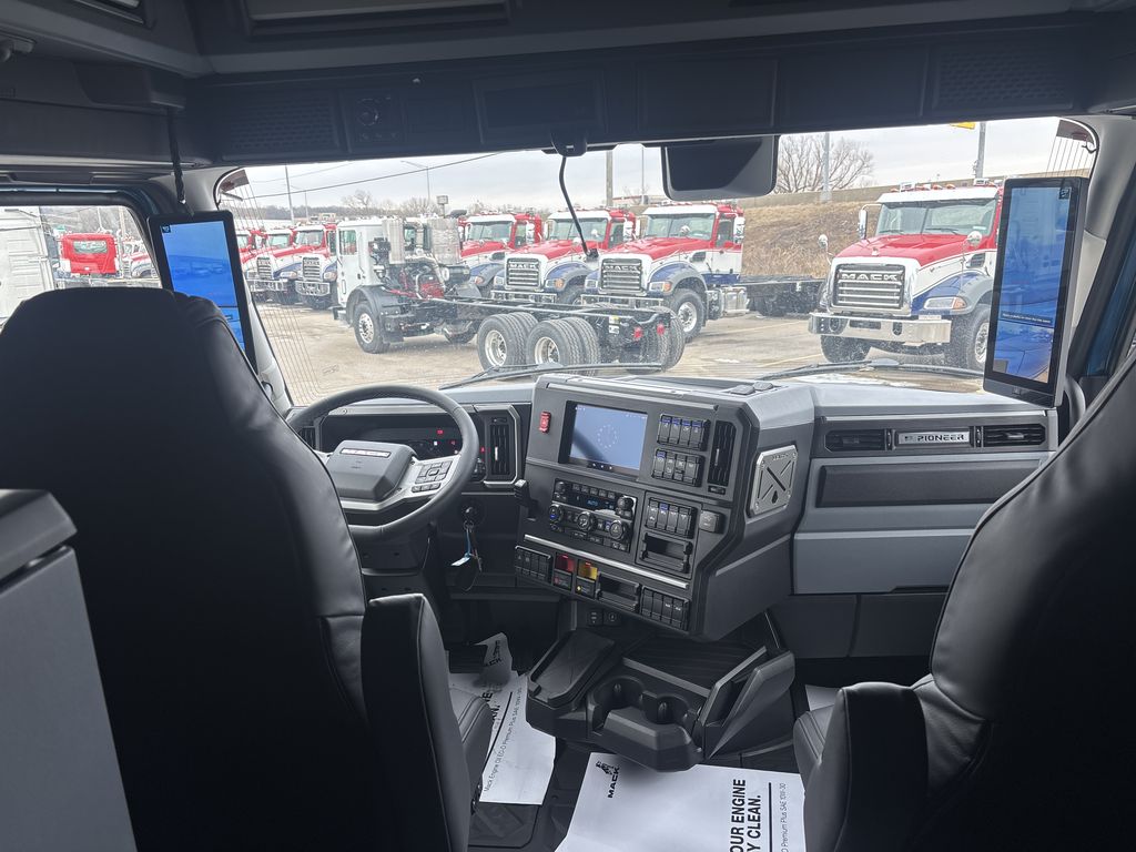 Slide images of 2026 MACK PIONEER 64T MOD