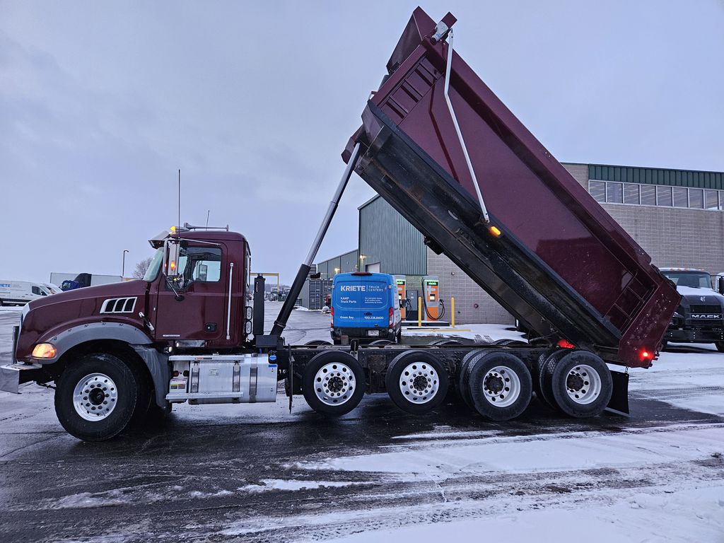 Slide images of 2023 MACK GR104B 