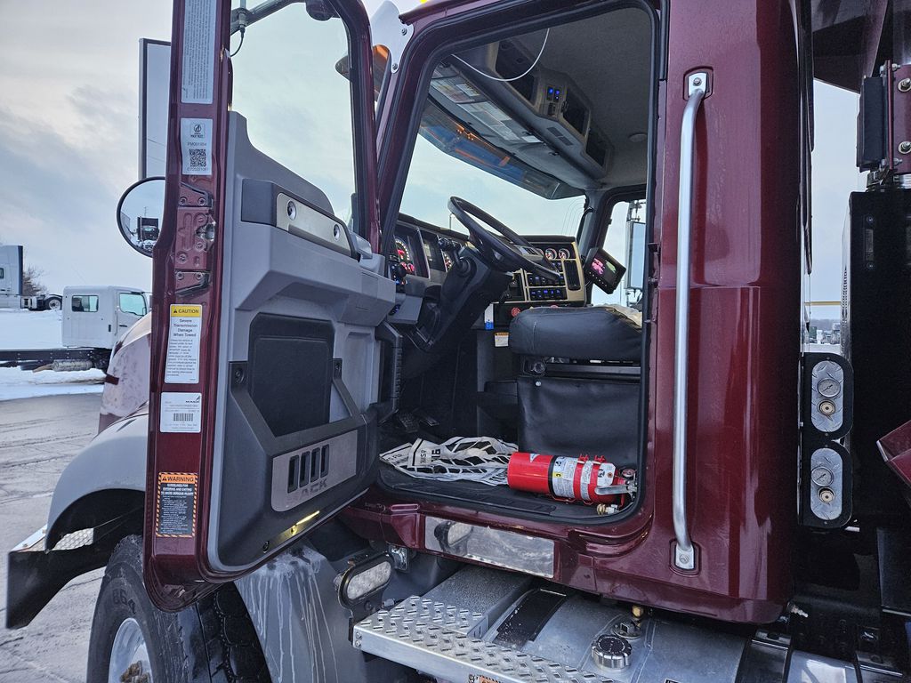 Slide images of 2023 MACK GR104B 