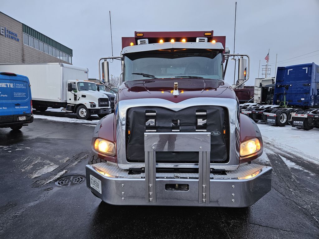 Slide images of 2023 MACK GR104B 