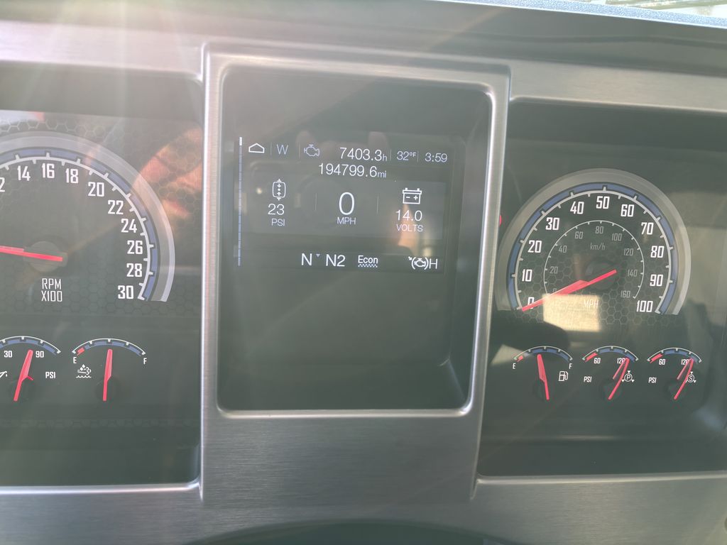 Slide images of 2023 MACK GR104B