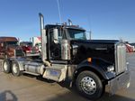 Slide images of 2024 KENWORTH W900