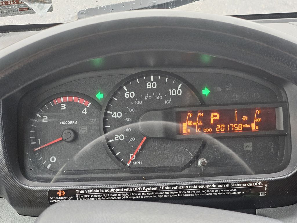 Slide images of 2018 HINO 195 