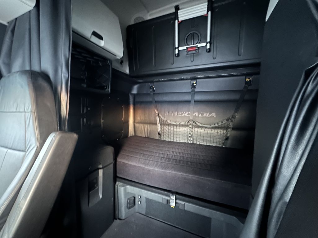 Slide images of 2023 FREIGHTLINER CASCADIA