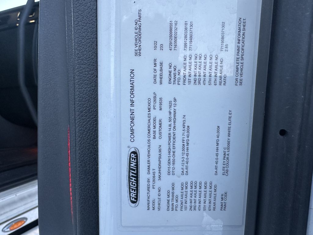 Slide images of 2023 FREIGHTLINER CASCADIA