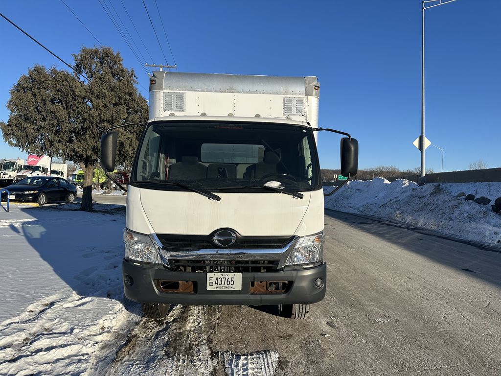 Slide images of 2018 HINO 195