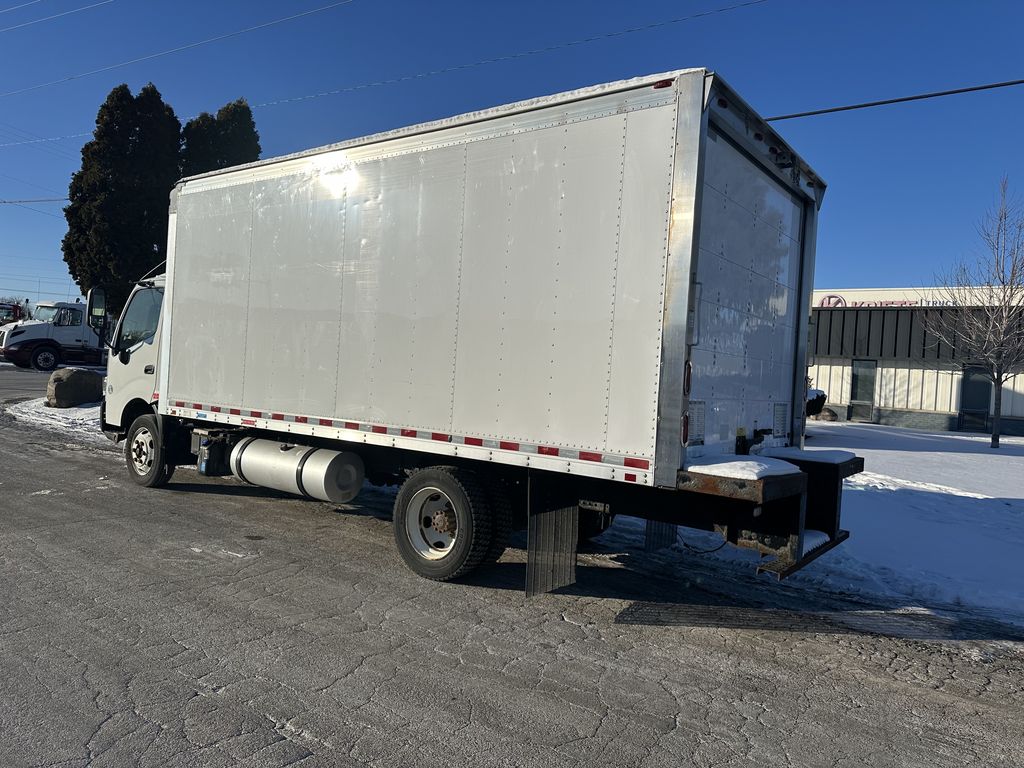 Slide images of 2018 HINO 195