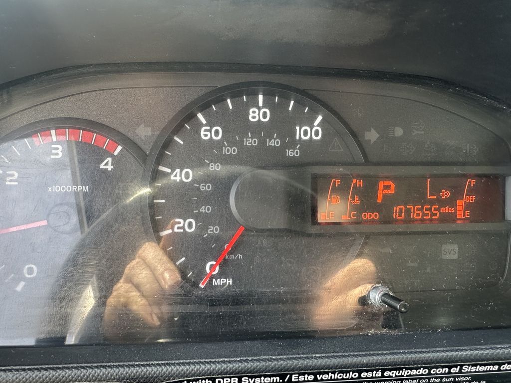 Slide images of 2018 HINO 195