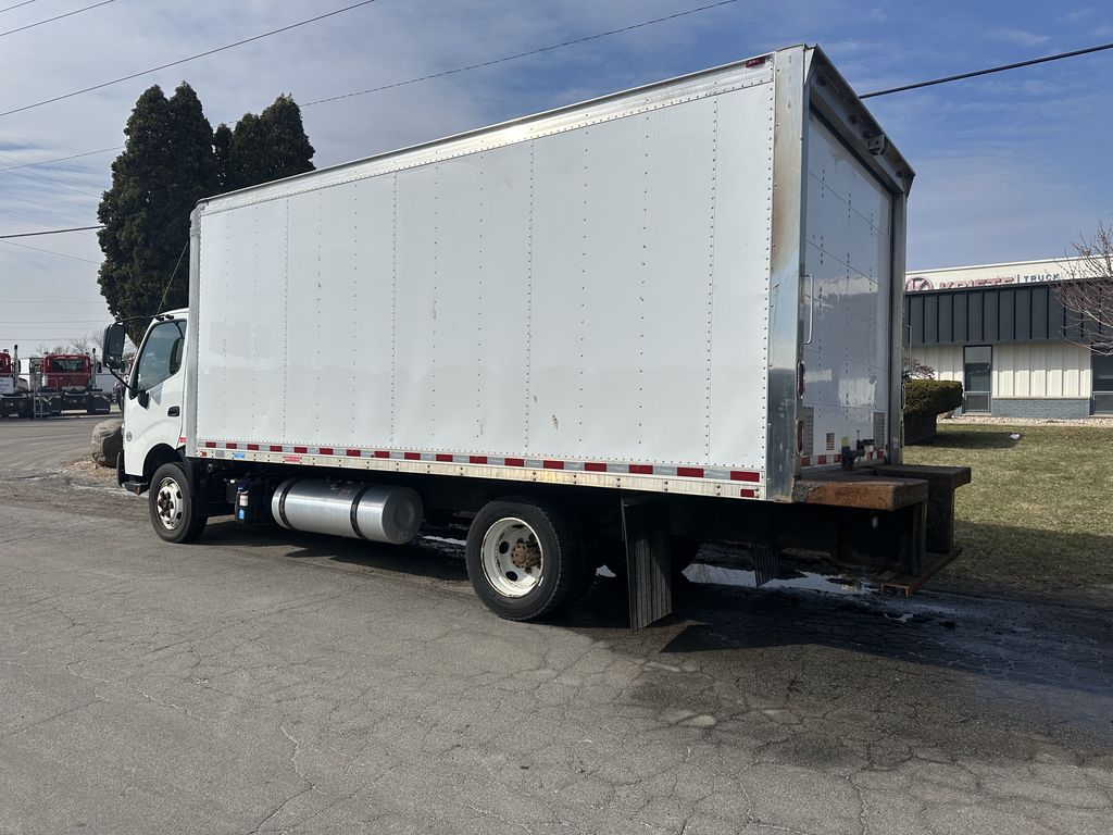 Slide images of 2018 HINO 195