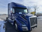Slide images of 2022 VOLVO VNL64T860