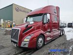 Slide images of 2022 VOLVO VNL64T860