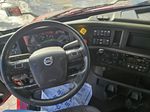 Slide images of 2022 VOLVO VNL64T860