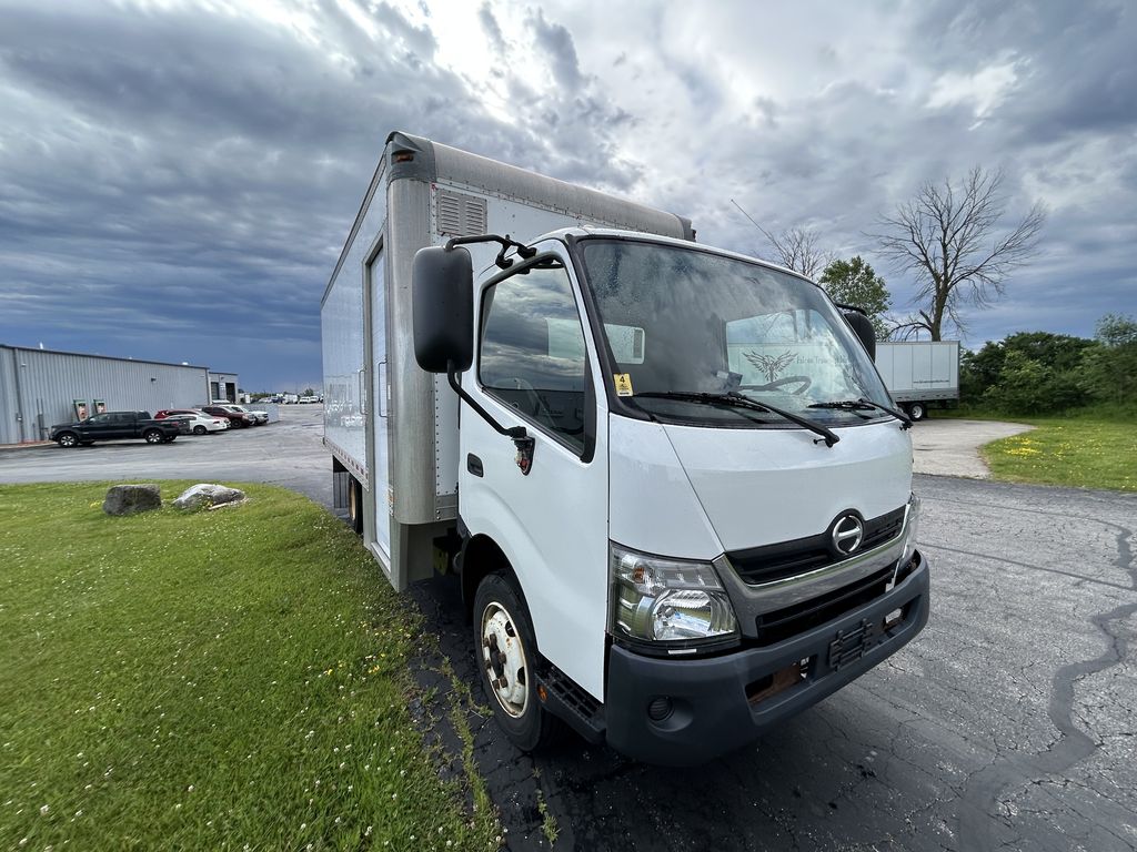 Slide images of 2018 HINO 195