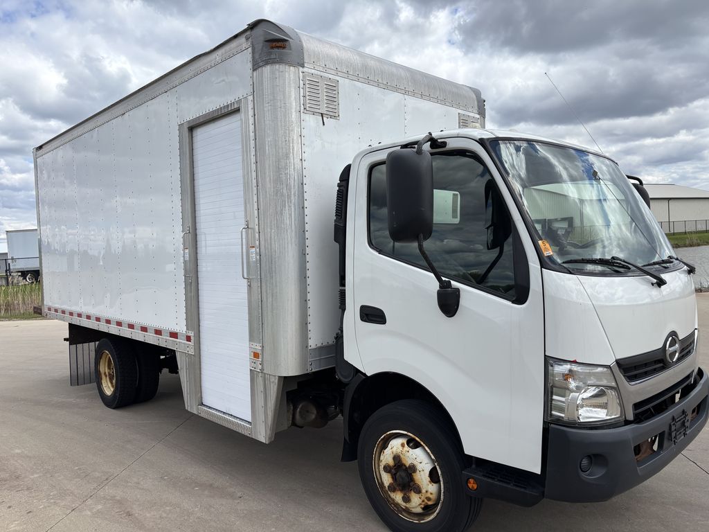 Slide images of 2018 HINO 195