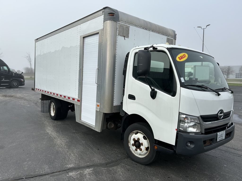 Slide images of 2018 HINO 195