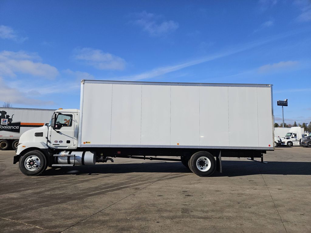 Slide images of 2025 MACK MD642