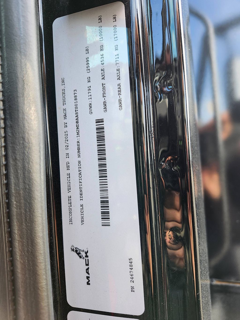 Slide images of 2026 MACK MD642