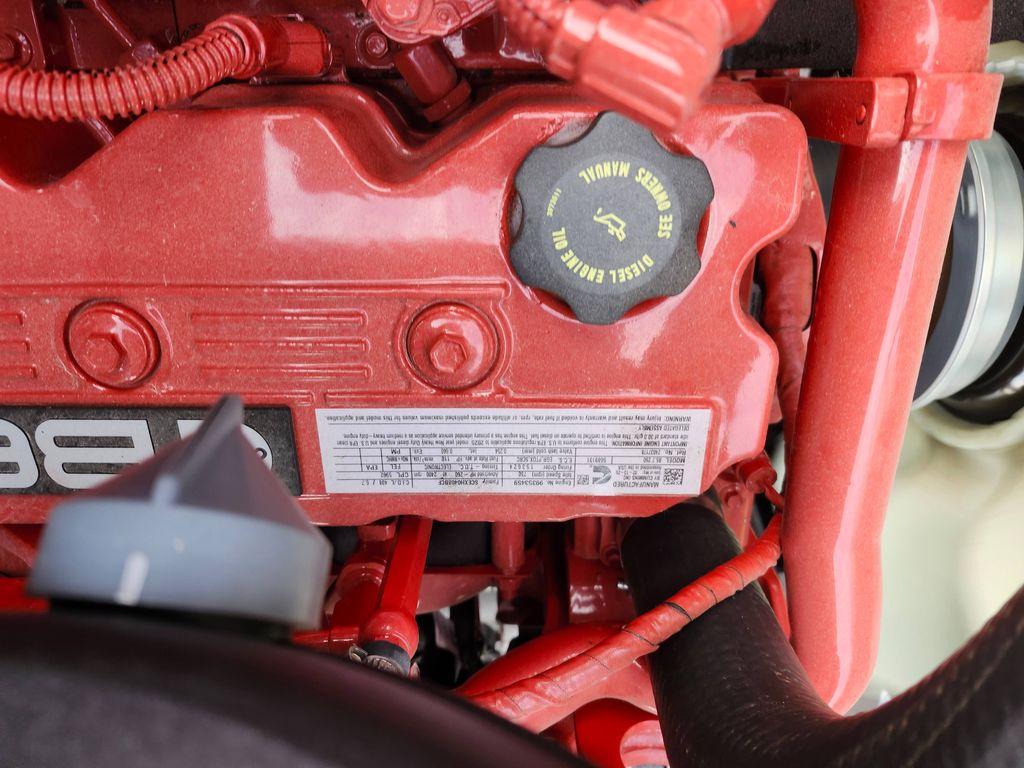 Slide images of 2026 MACK MD642