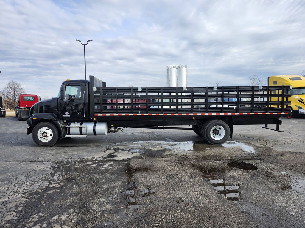 Slide images of 2026 MACK MD642