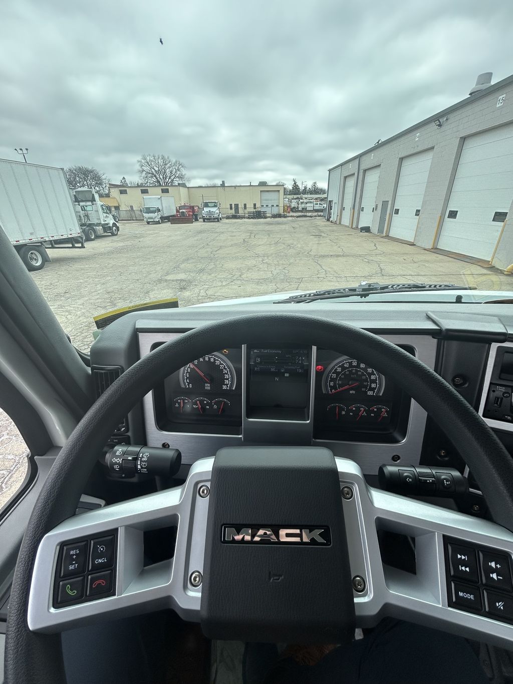 Slide images of 2026 MACK MD642