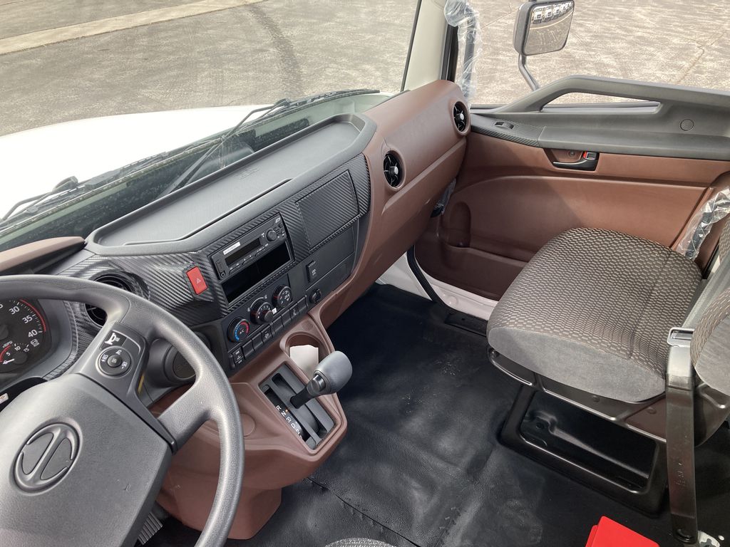 Slide images of 2026 HINO L6