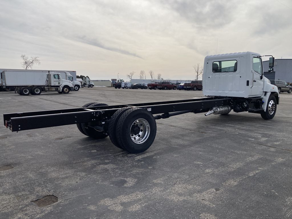 Slide images of 2026 HINO L6