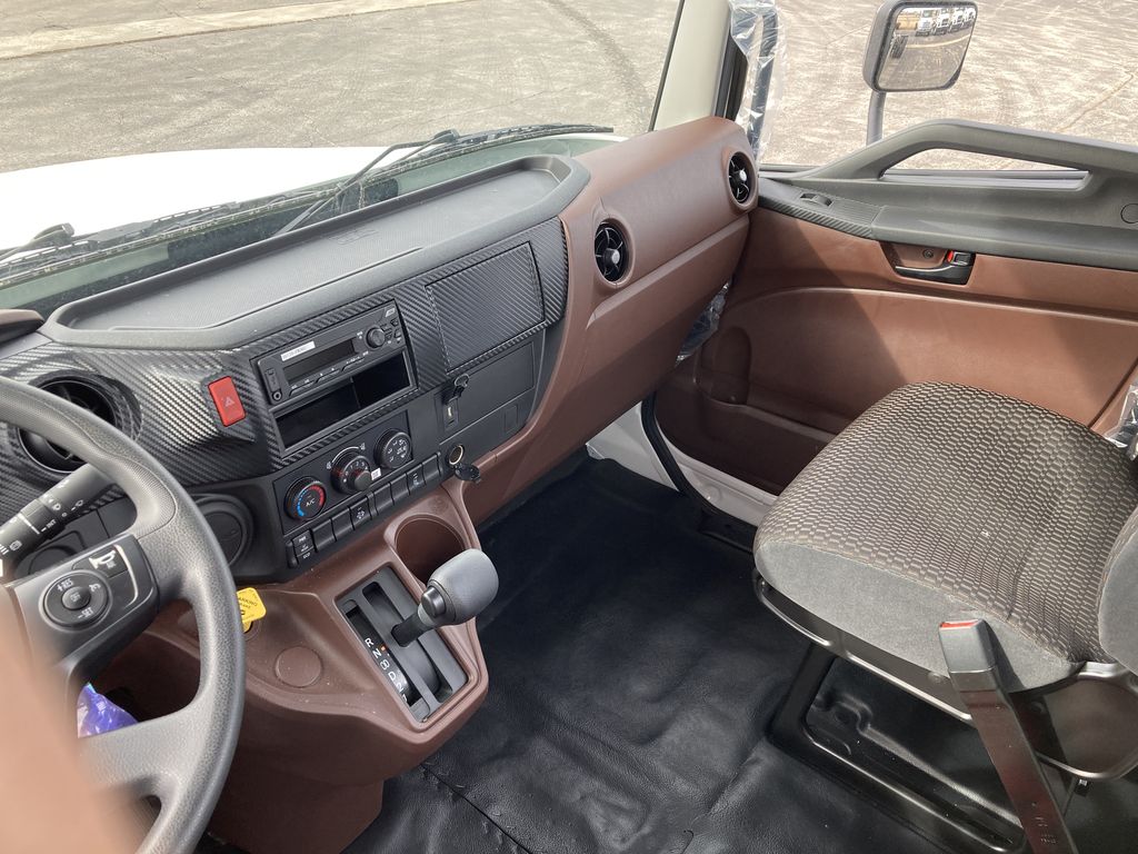 Slide images of 2026 HINO L6