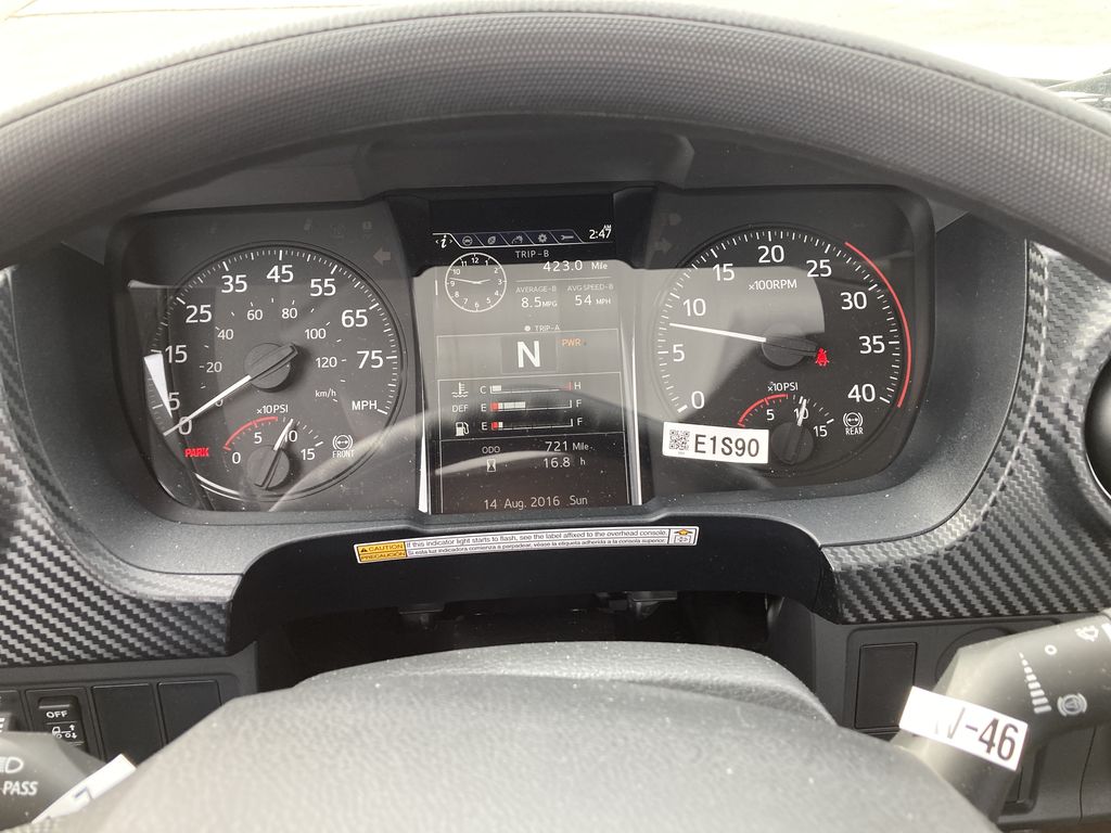 Slide images of 2026 HINO L6