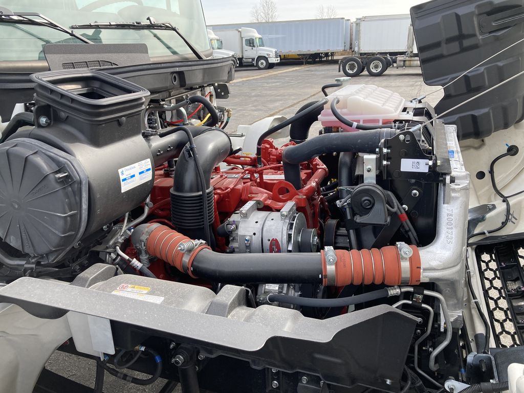 Slide images of 2026 HINO L6