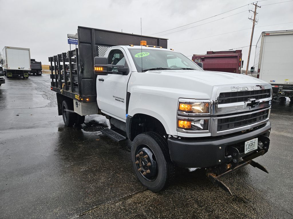 Slide images of 2019 CHEVROLET SILVERADO MEDIU 