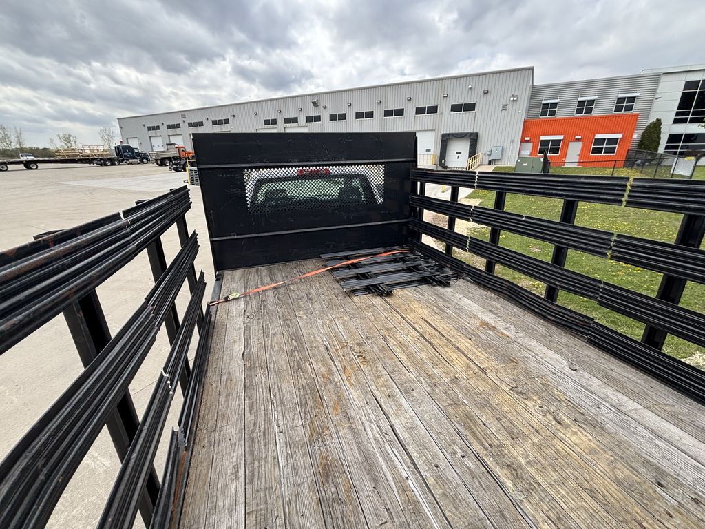 Slide images of 2019 CHEVROLET SILVERADO MEDIU