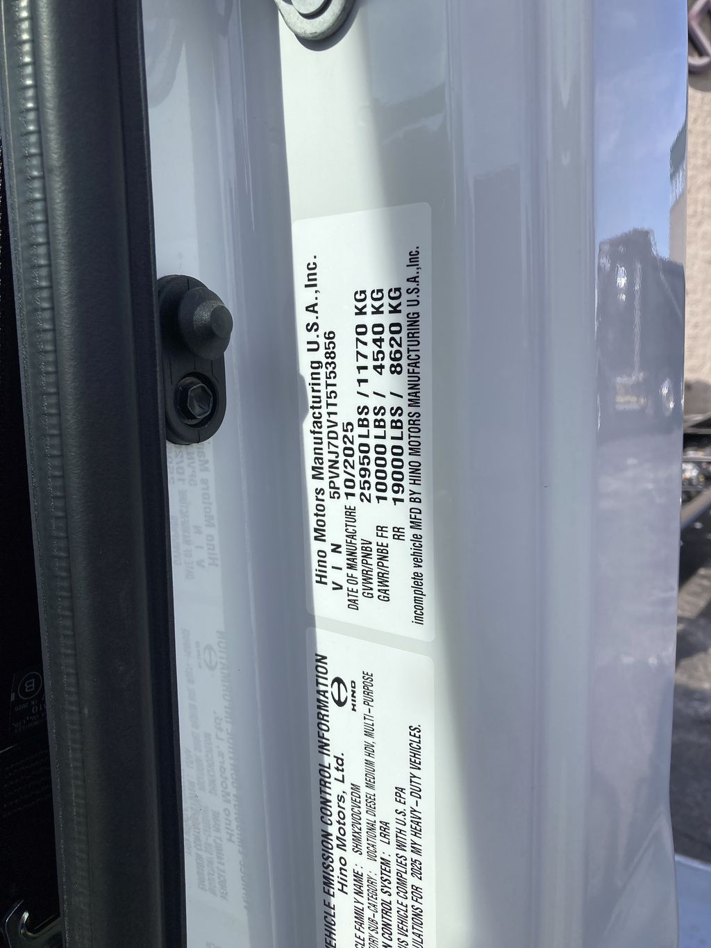 Slide images of 2026 HINO L6-26