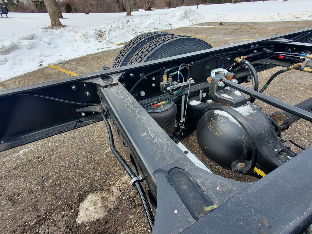 Slide images of 2026 HINO L6