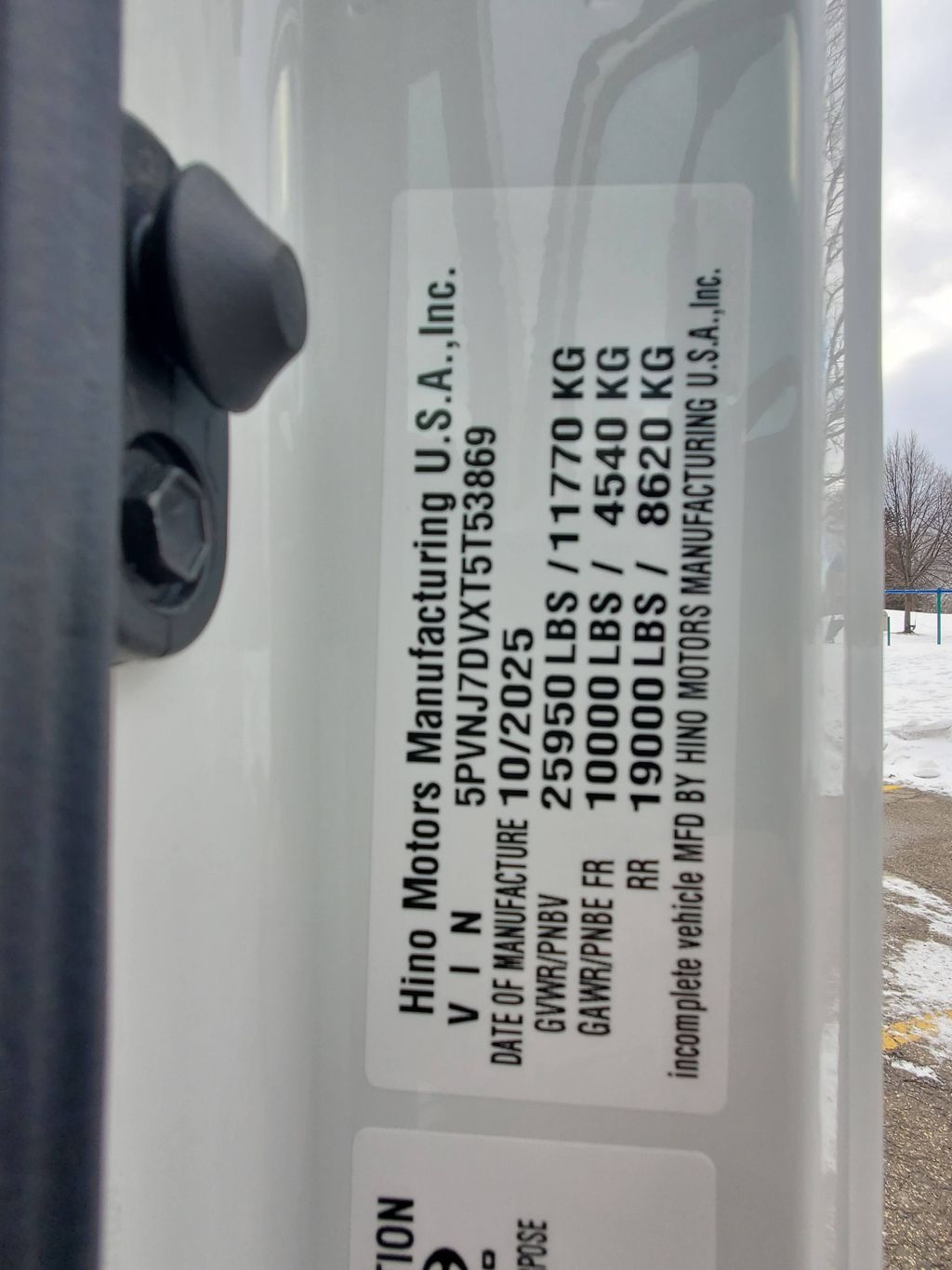 Slide images of 2026 HINO L6