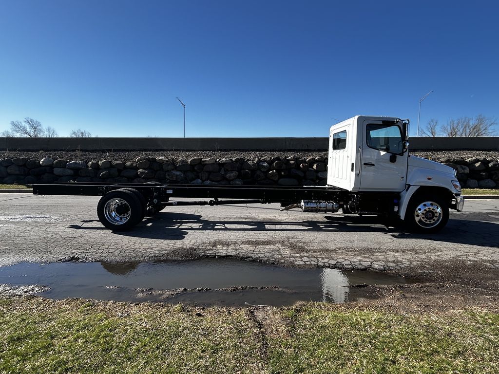 Slide images of 2026 HINO L6