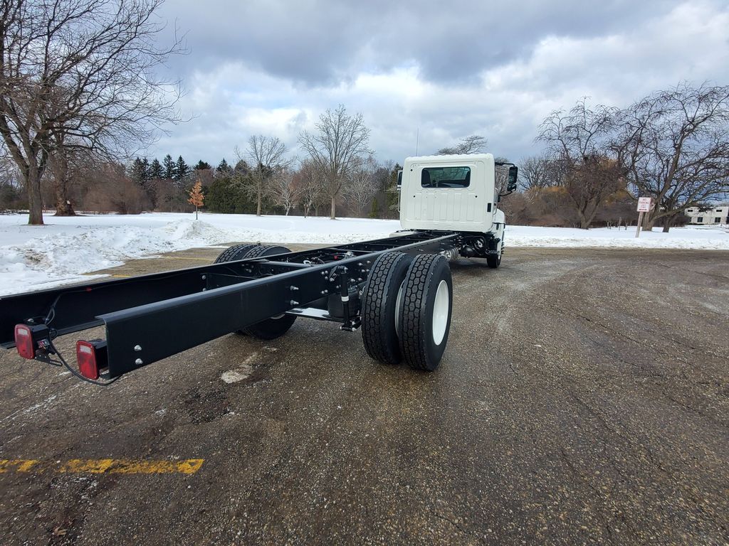 Slide images of 2026 HINO L6