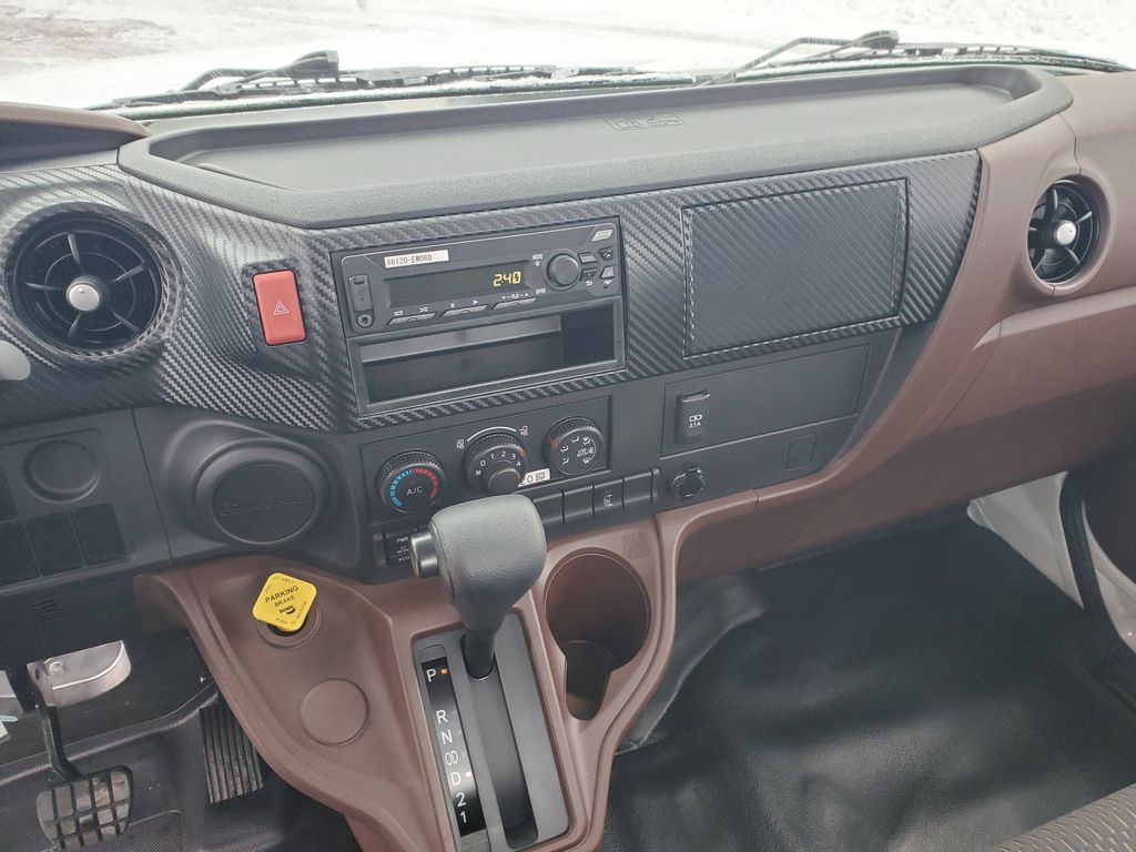 Slide images of 2026 HINO L6